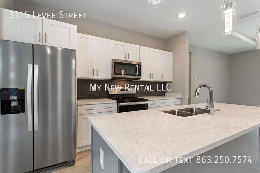 Building Photo - 3315 Levee St