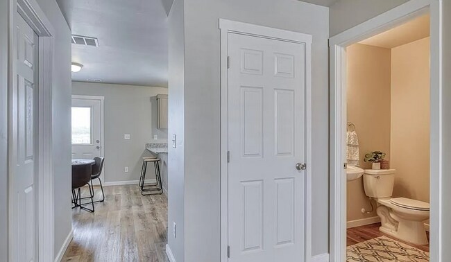 Building Photo - Modern 3-Bedroom Home with Resort-Style Amenities
