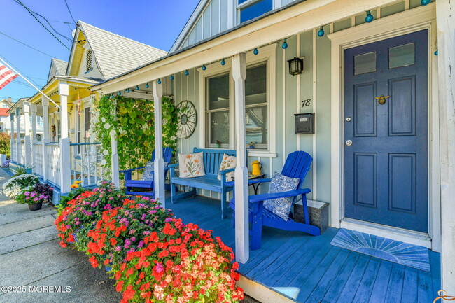 Building Photo - 77 Abbott Ave