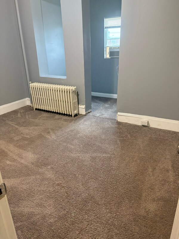 Building Photo - 54 N Morley St