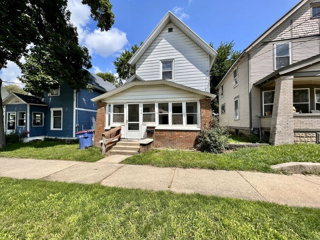 Primary Photo - Three Bedroom Home in Northeast Grand Rapids