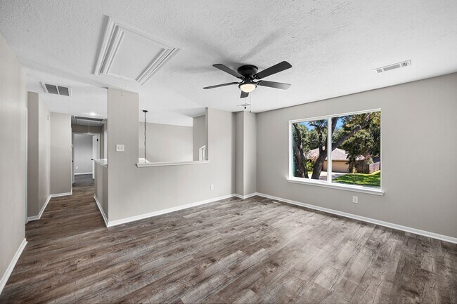 Building Photo - 14411 Golden Cypress Ln