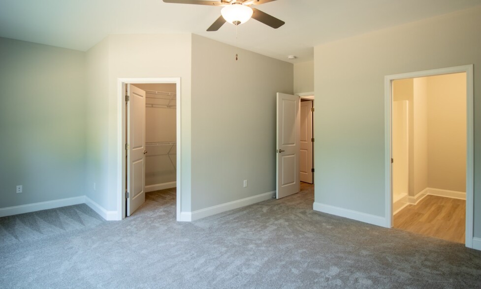 Master Bedroom Walk in Closet - 332 Judson Wy