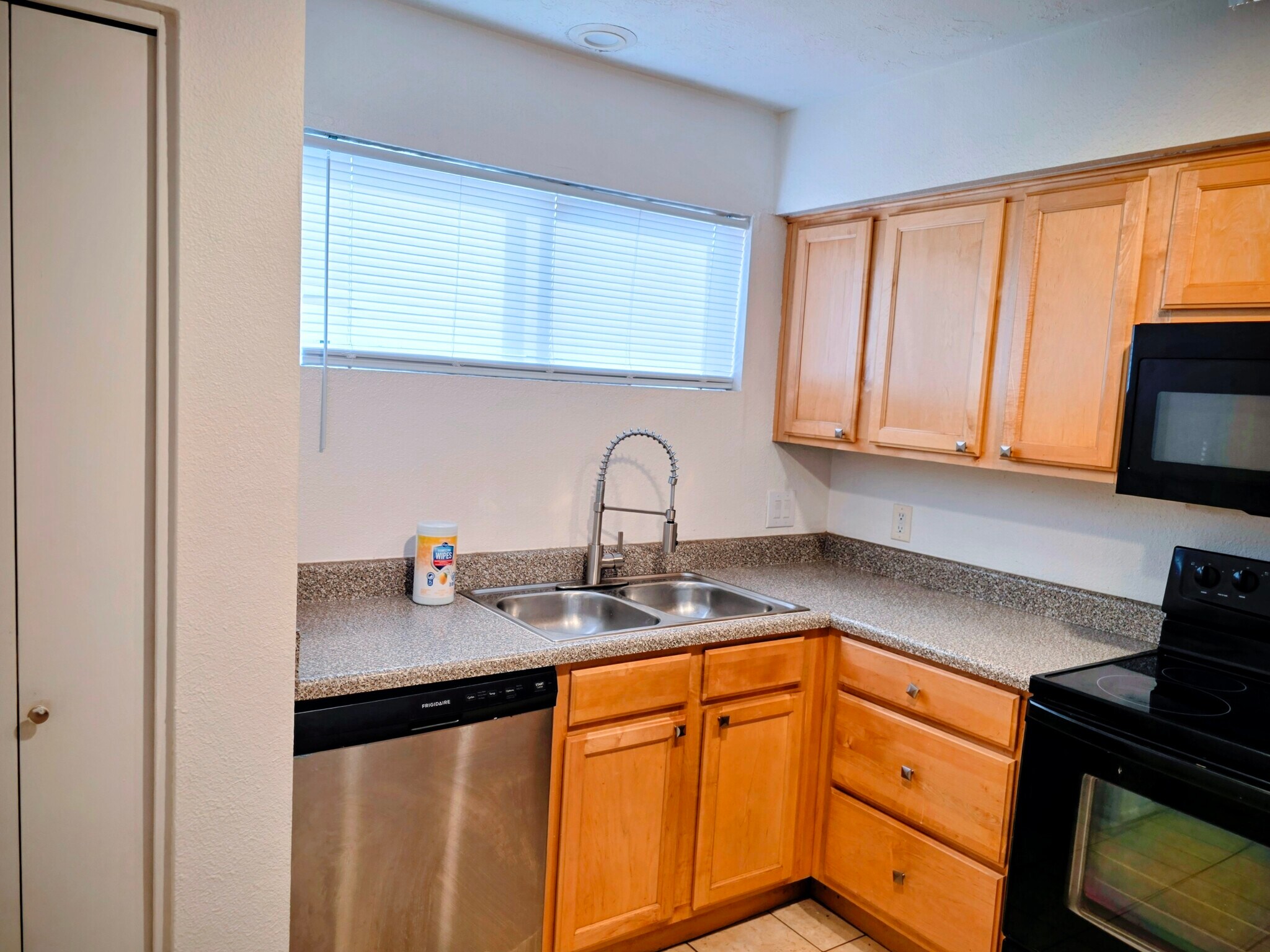 Building Photo - 11640 N 51st Ave