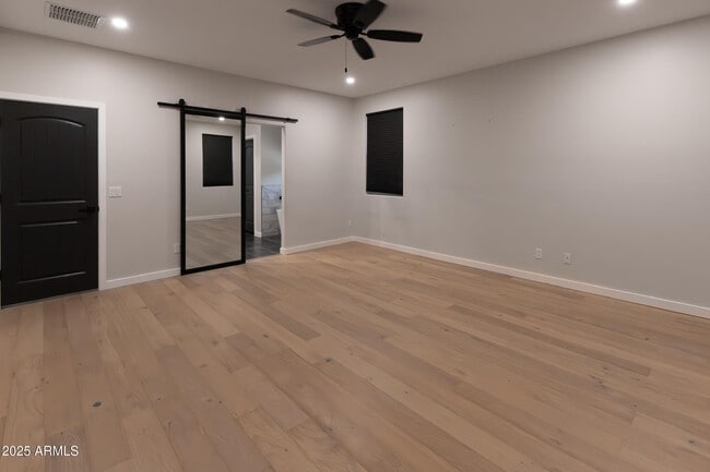 Building Photo - 26603 N 75th Dr