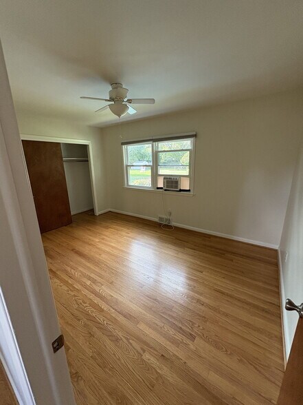 Bedroom 1 - 18 Wordsworth Dr