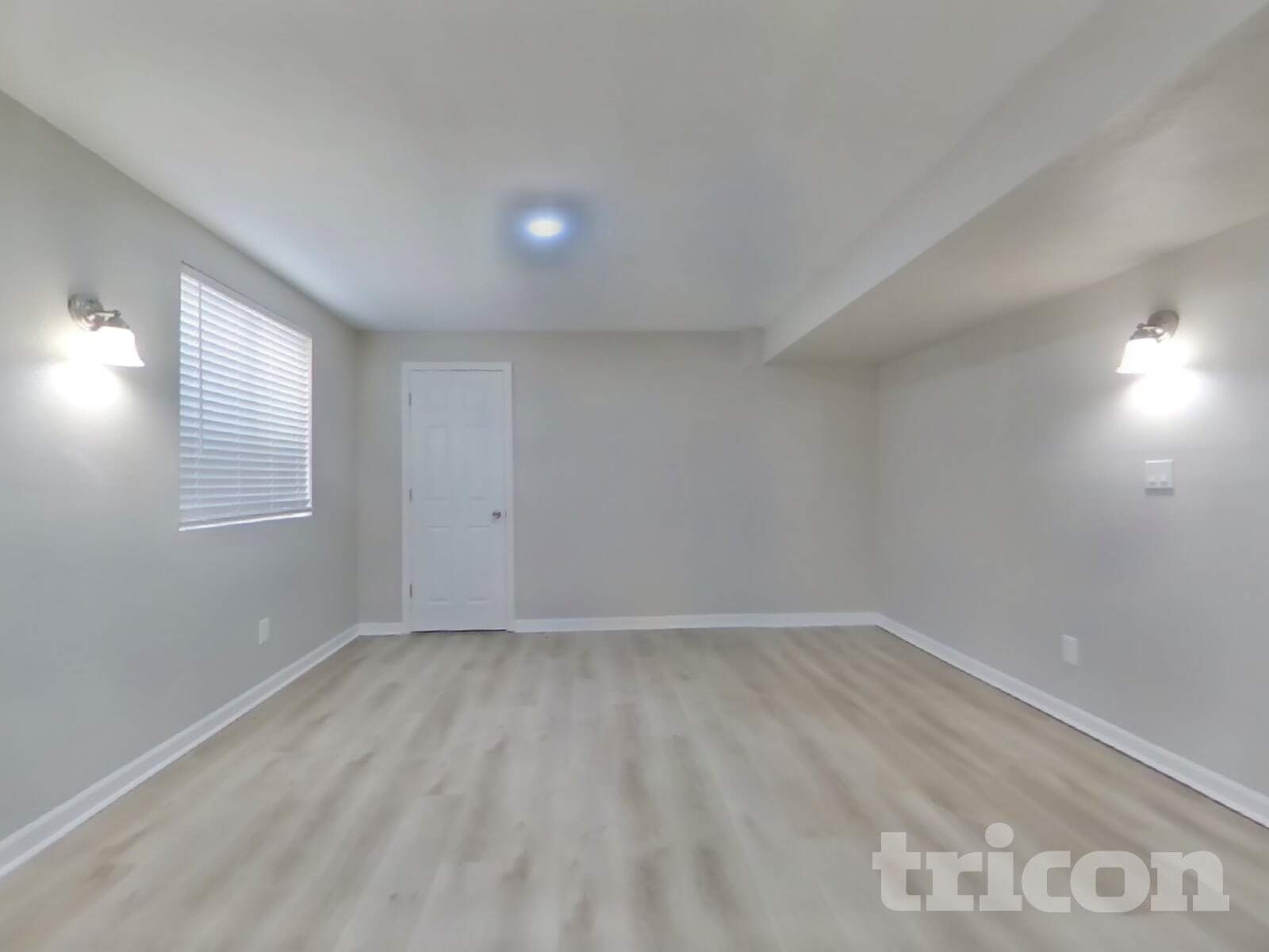 Building Photo - 2220 Makayla Ln