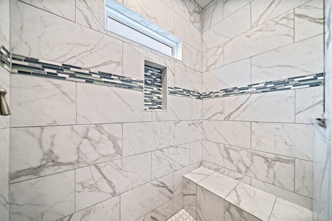 Building Photo - 3922 Pennine Way