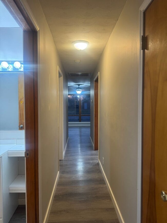 Building Photo - Home For Holidays