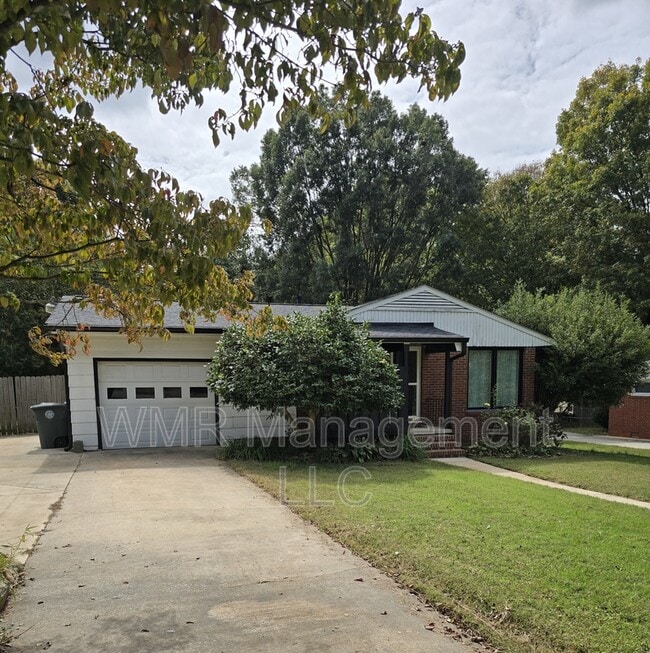 Building Photo - 1509 Wiltshire Rd