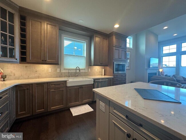 Building Photo - 30475 Madeira Ln