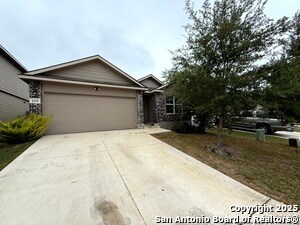 Primary Photo - 219 Cuban Emerald