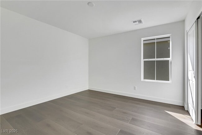 Building Photo - 2770 Alfena Pl