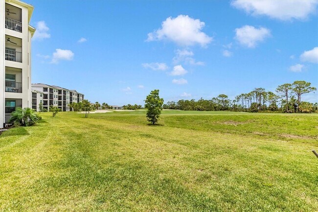 Building Photo - 12280 Wellen Golf St