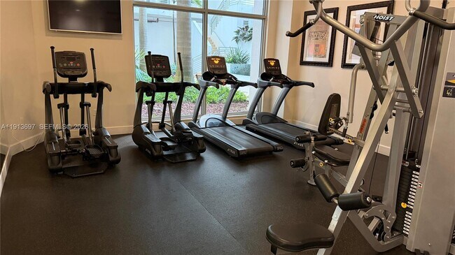 Building Photo - 1830 Radius Dr