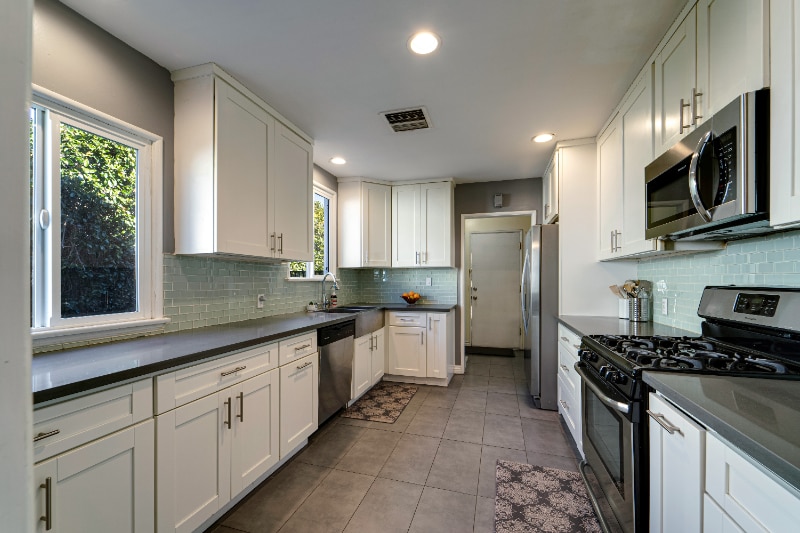 Building Photo - 900 Bethany Rd