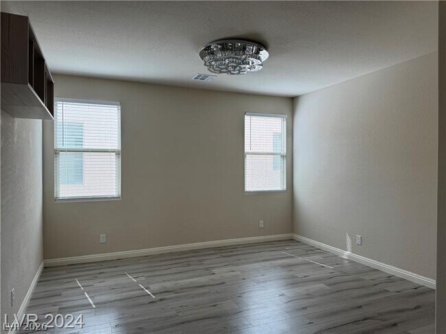 Building Photo - 9056 Tony Ridge Ave