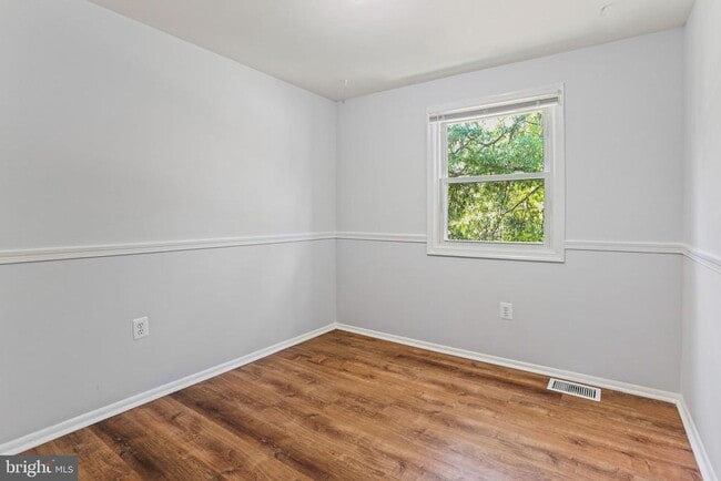 Building Photo - 12113 Pheasant Run Dr