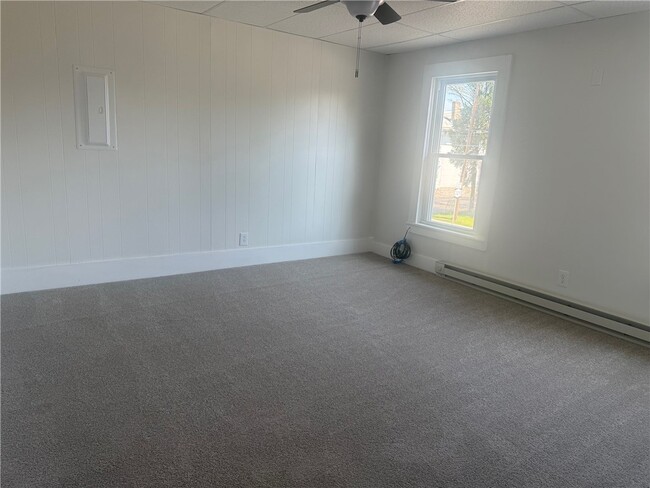 Building Photo - 221 S Franklin St