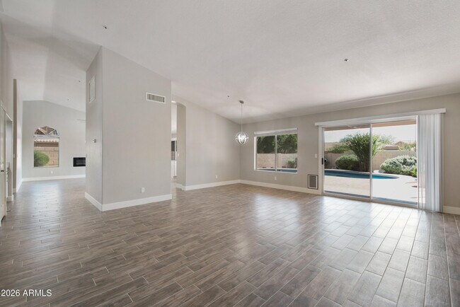 Building Photo - 9295 E Rockwood Dr