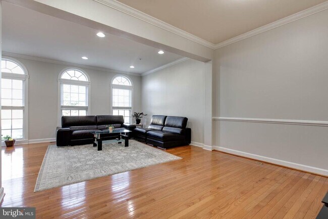 Building Photo - 1506 Penzance Way