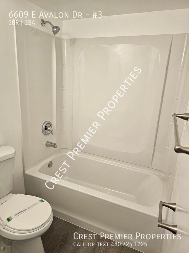 Building Photo - 6609 E Avalon Dr