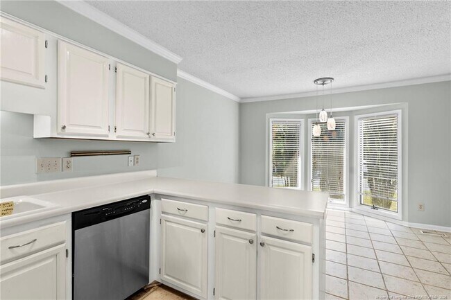 Building Photo - 2944 Wedgeview Dr