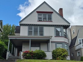 Building Photo - 516 N D St