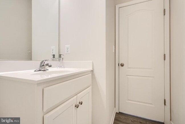 Building Photo - 2718 Lanham Hill Cir