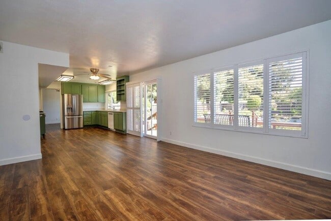 Building Photo - Desirable 3 Bedrooms, 2.5 Bathrooms, 2 Story North Napa Home with Vineyard Views in Springwood De...