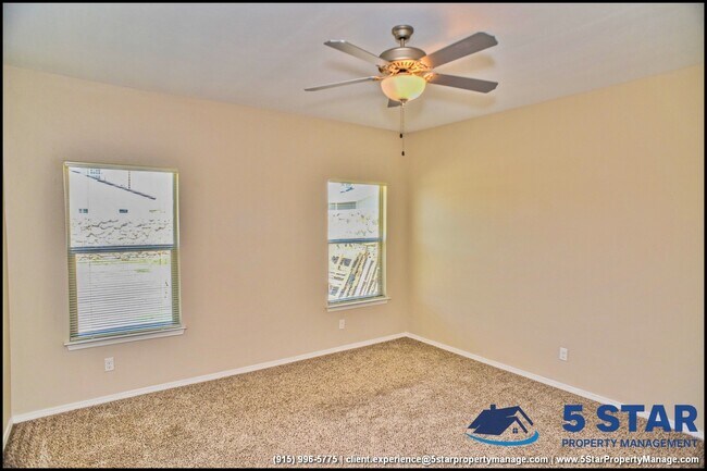 Building Photo - 452 Isaias Ave.