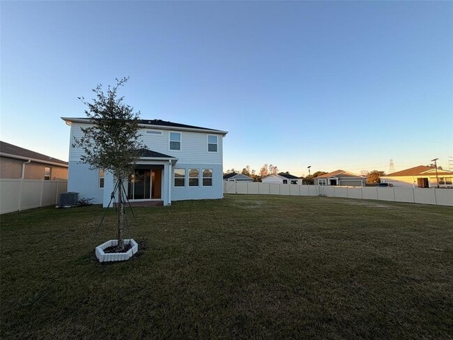 Building Photo - 2700 Sweet Acacia Dr