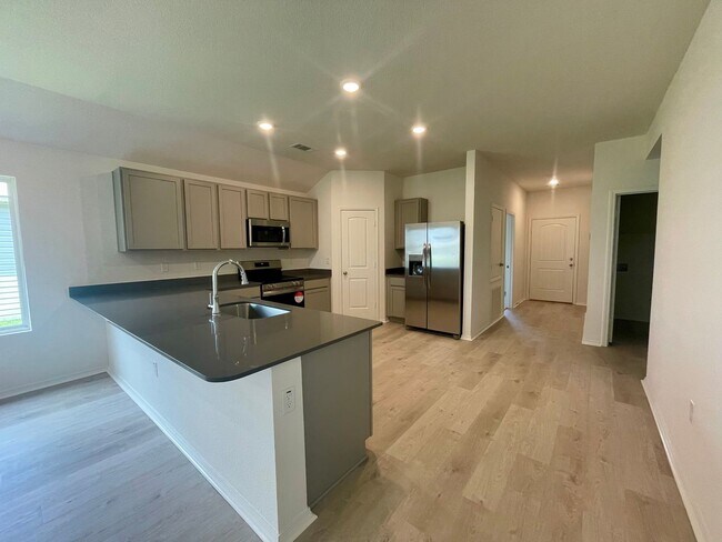Building Photo - New Home For Rent!
