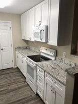 Building Photo - 50 Pebble Beach Cv