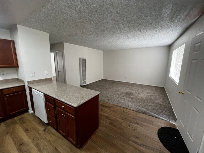Building Photo - 73774 Cactus Dr