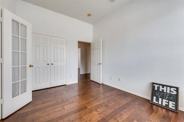 Building Photo - 1532 Ector Dr