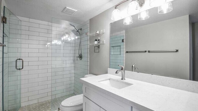 Building Photo - 1143 E Sandpiper Dr
