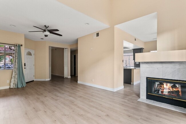 Building Photo - Remodeled Home with Bonus Room in HOA Comm...