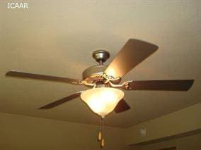 Building Photo - 303 Grandview Ct