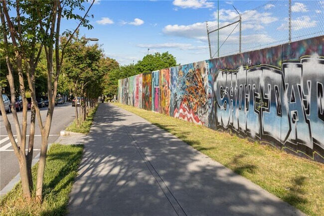 Building Photo - 791 Wylie St SE