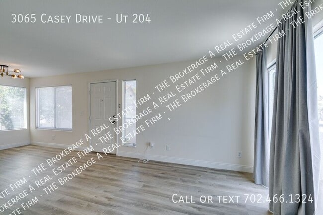 Building Photo - 3065 Casey Dr