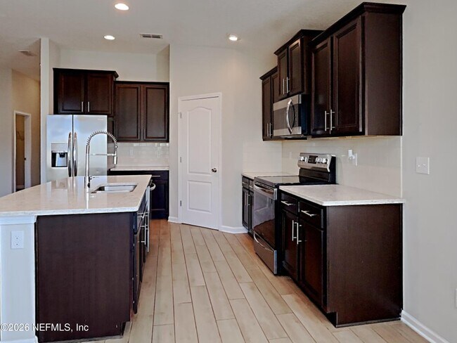 Building Photo - 15662 Chir Pine Dr