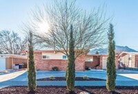 Building Photo - 10037 Kenworthy St