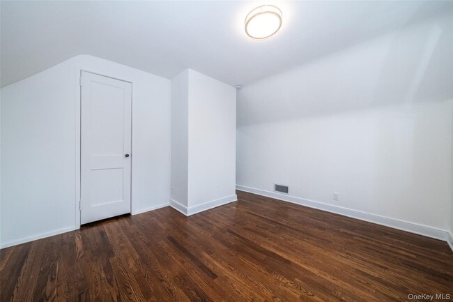 Building Photo - 83 Stevenson Ave