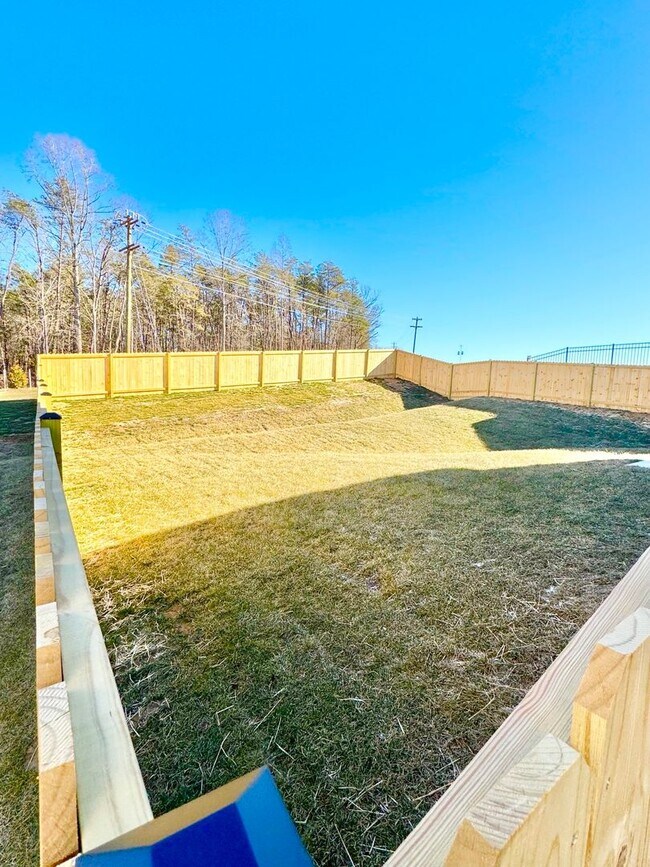 Building Photo - BRAND NEW HOME CLOSE TO CHARLOTTESVILLE