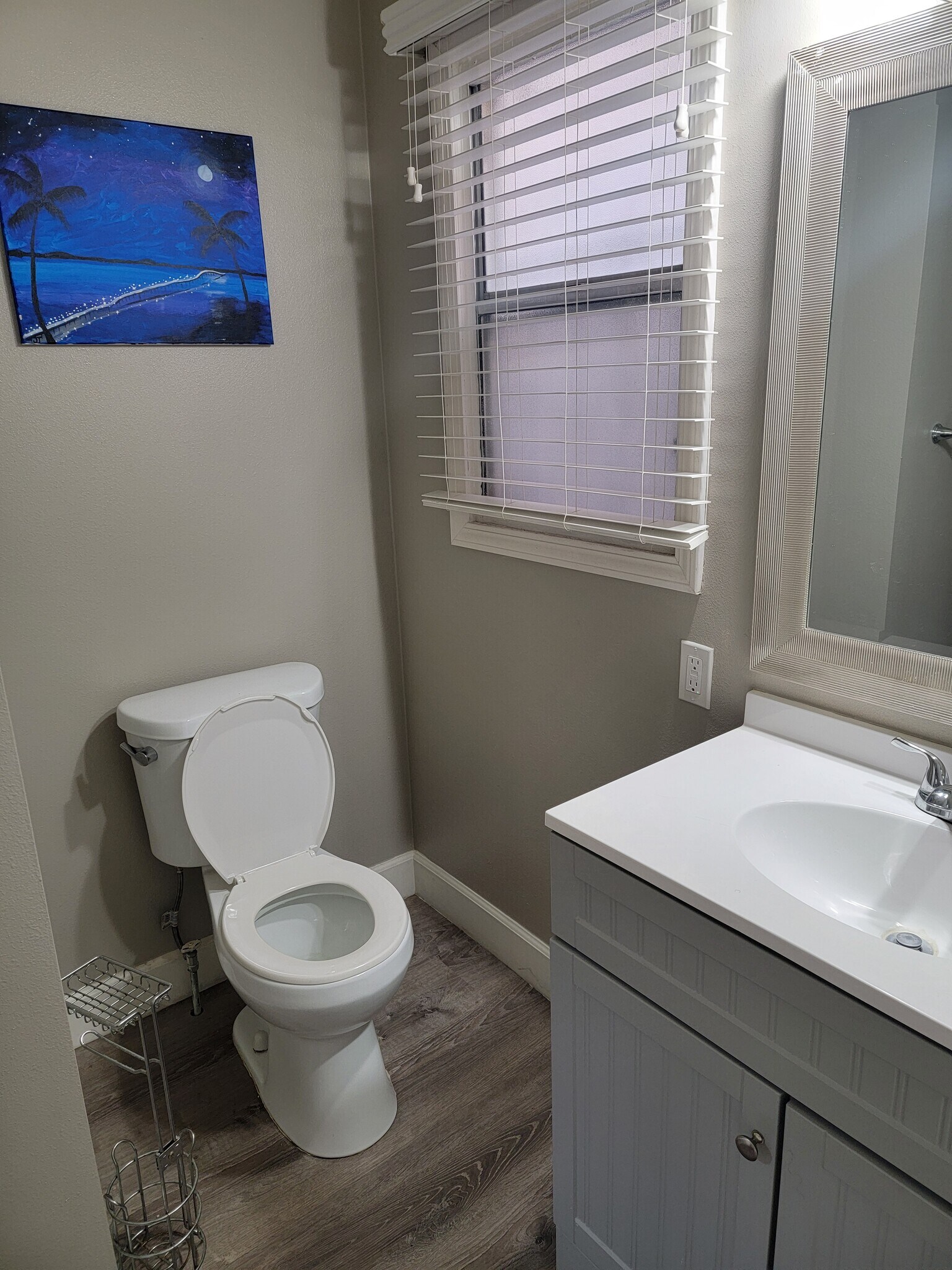 Building Photo - 3837 W 27th St