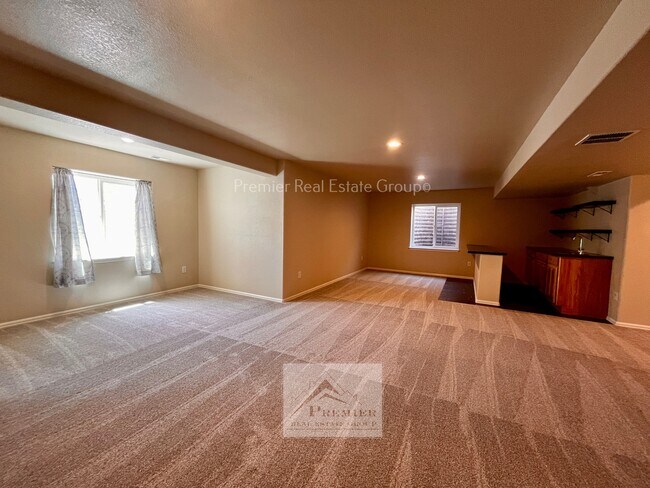 Building Photo - 4959 Justeagen Dr