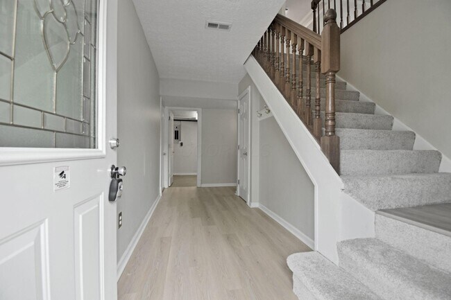 Building Photo - 5978 Alice Dr