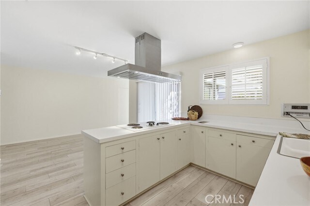 Building Photo - 1510 Westcliff Dr