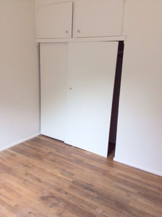 Building Photo - Charming 2 BDRM/1 BATH Home in Magnolia! Available Now!